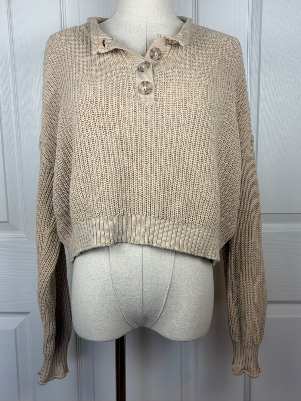 American Eagle Cropped Button-Front Knit Sweater - Cream